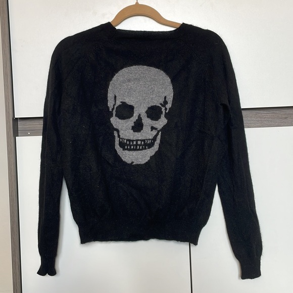 360 cashmere 100% cashmere sweater with skull back - Picture 1 of 2